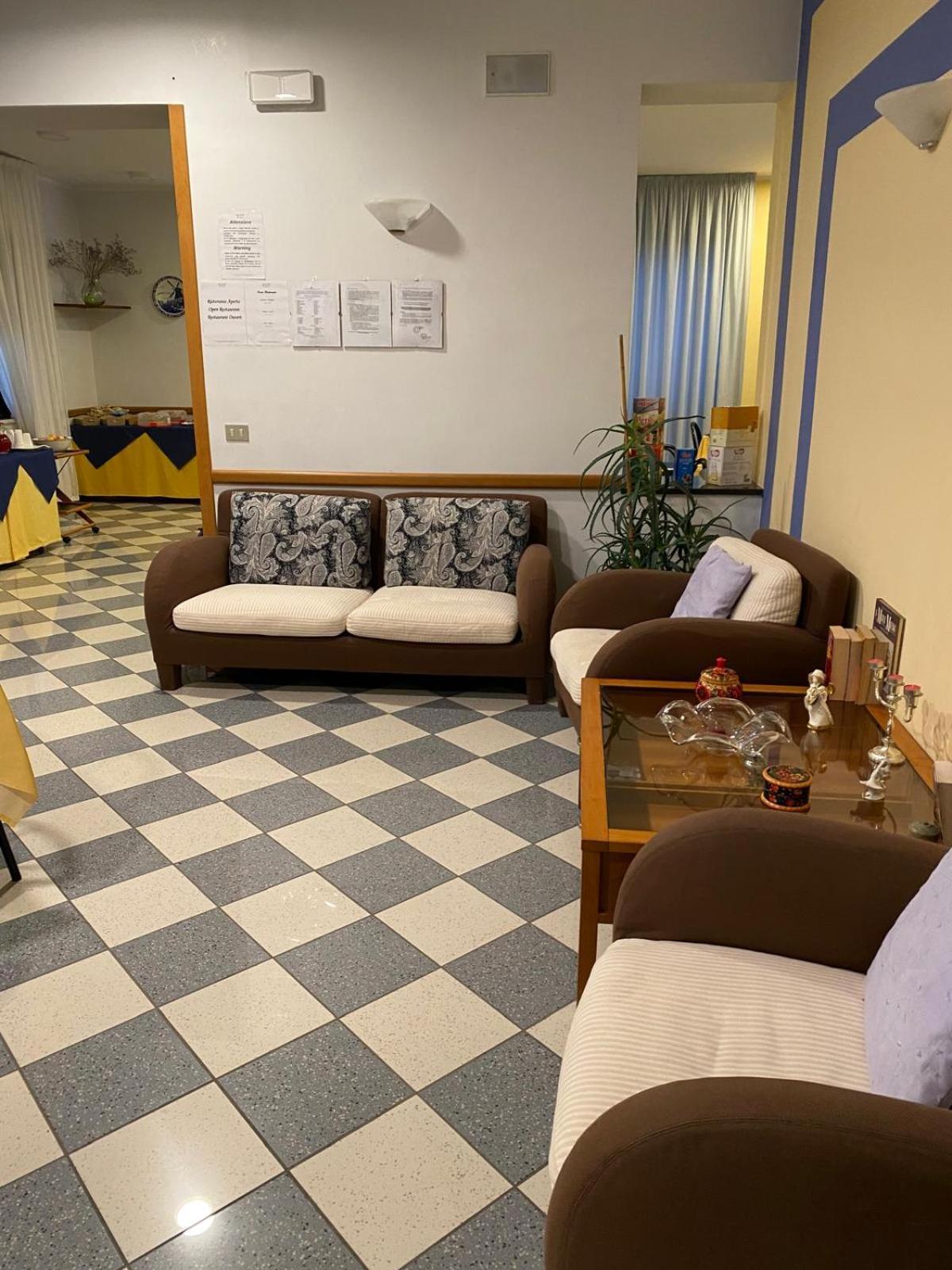 Hotel Ferrara Chianciano Terme Dış mekan fotoğraf