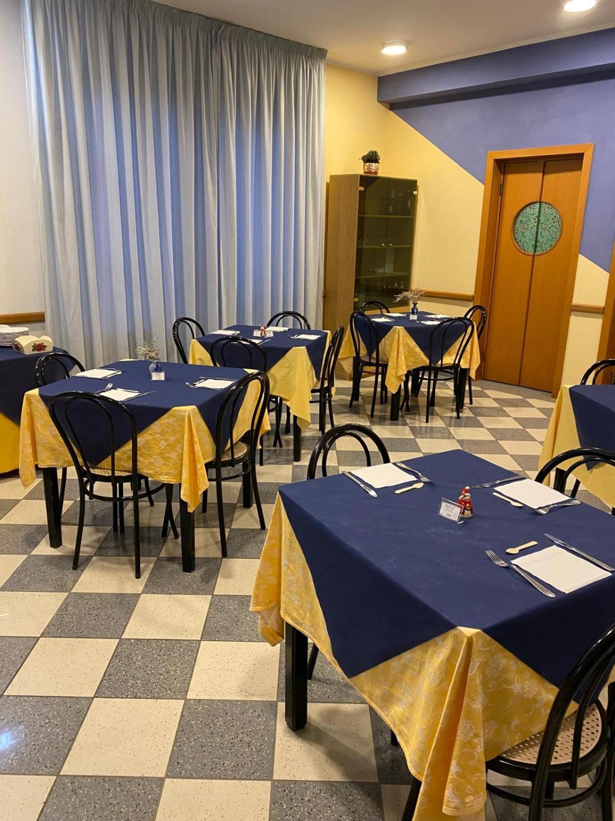Hotel Ferrara Chianciano Terme Dış mekan fotoğraf