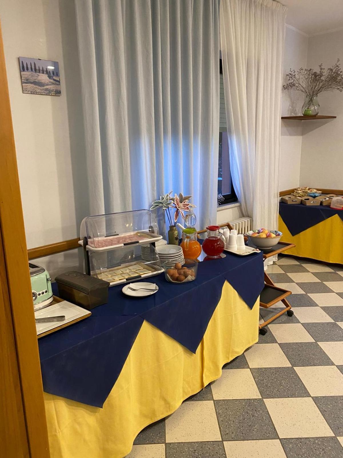 Hotel Ferrara Chianciano Terme Dış mekan fotoğraf